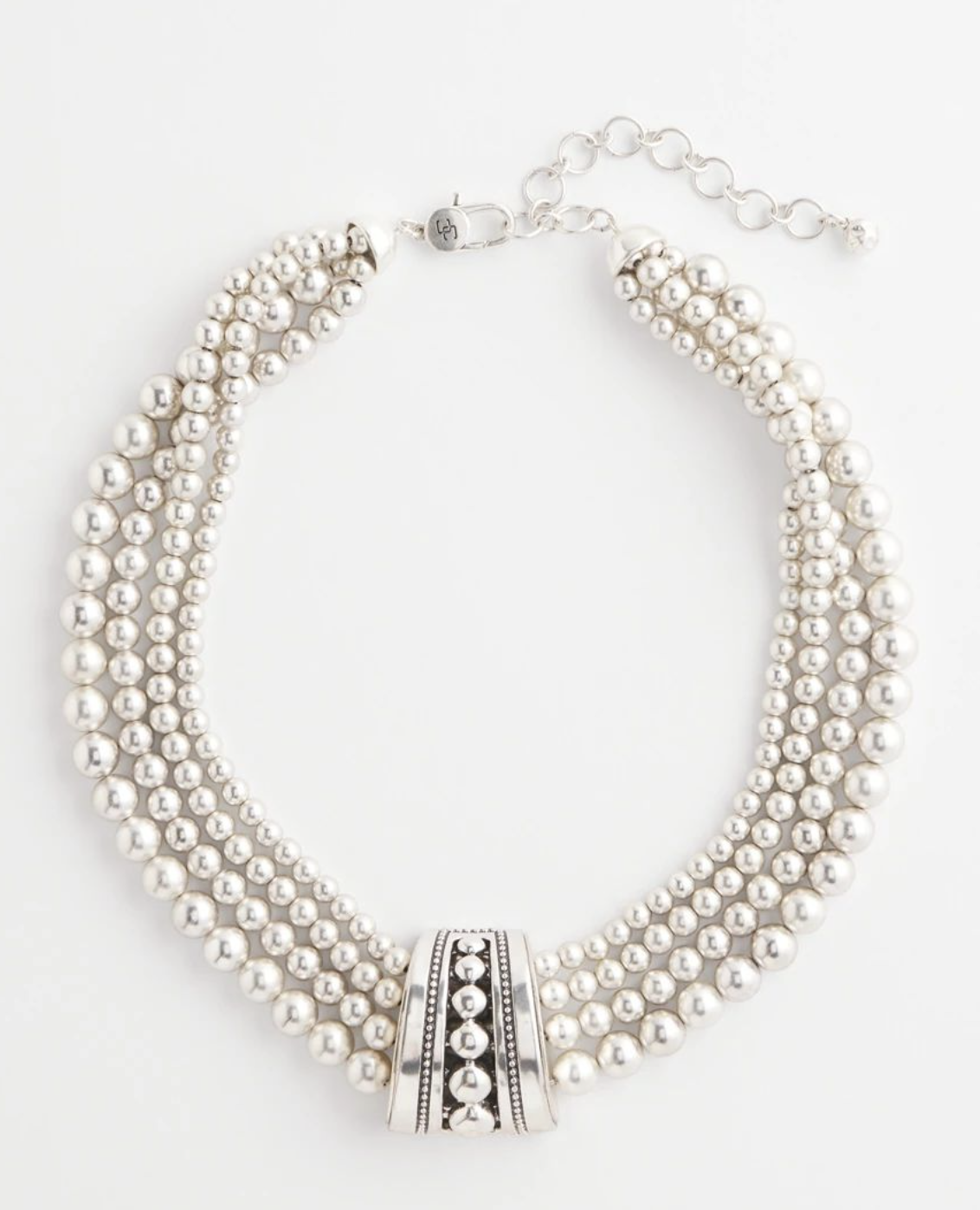 How to Wear a Statement Necklace Over 50 tania stephens fashion blogger fashion over 60  pearl 